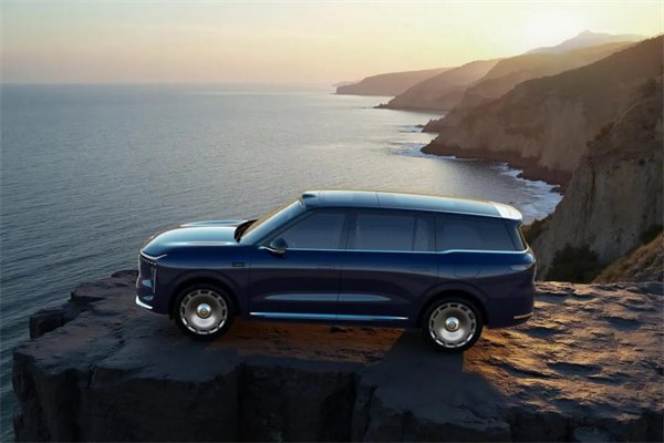 上汽集團2026新年賀詞：令人刮目相看的新年活力綻放